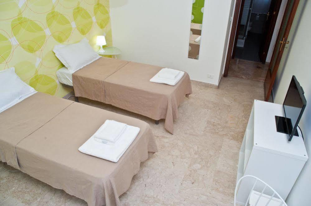 Papillon Bnb Palermo Luaran gambar